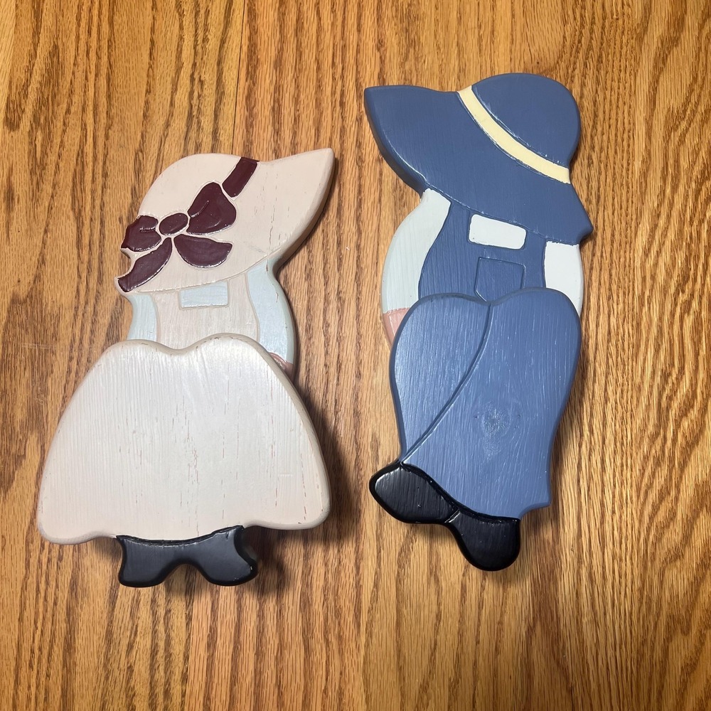 VTG Amish Boy Girl Wooden Wall Decor Set Folk Art Country Farmhouse Hanging